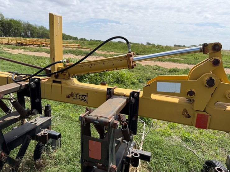 2000-landoll-2000-image-53