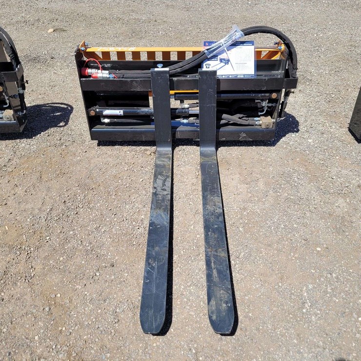 Wolverine PFA-11-3300G Pallet Fork Hydraulic Adjustable