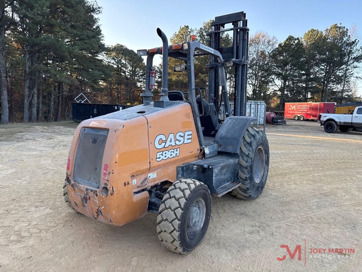 2019-case-586h-image-2