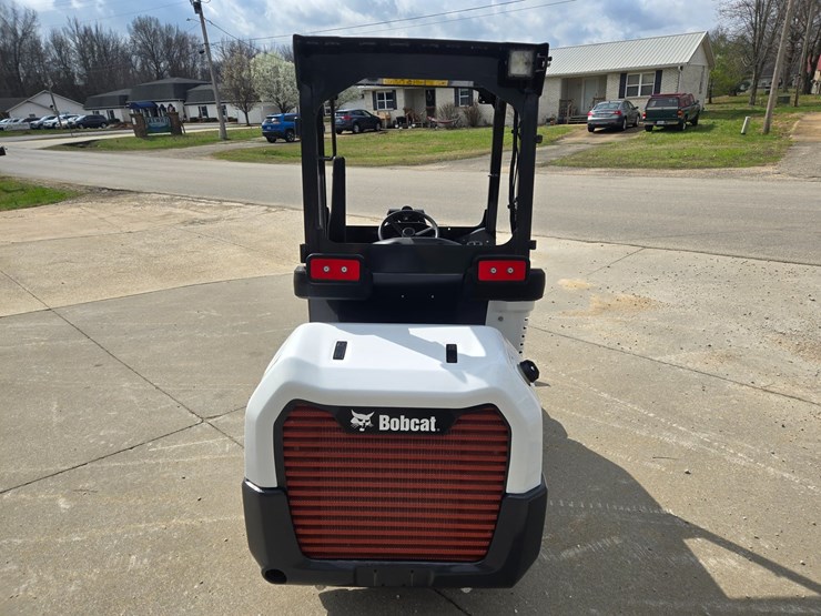 2023-bobcat-l28-image-10