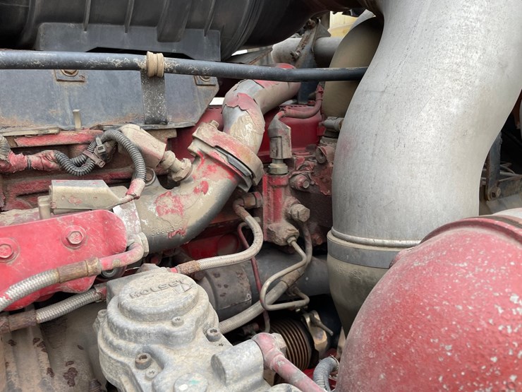 2016-kenworth-t660-image-36