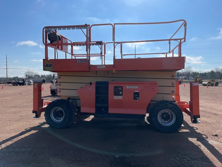 2015-jlg-4394rt-image-4
