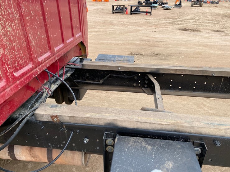 1995-ford-f700-image-46