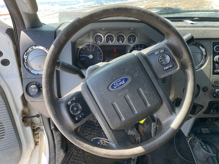 2011-ford-f350-image-36