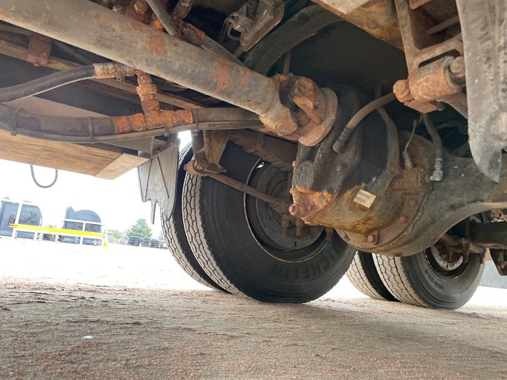 2012-international-durastar-4400-image-61