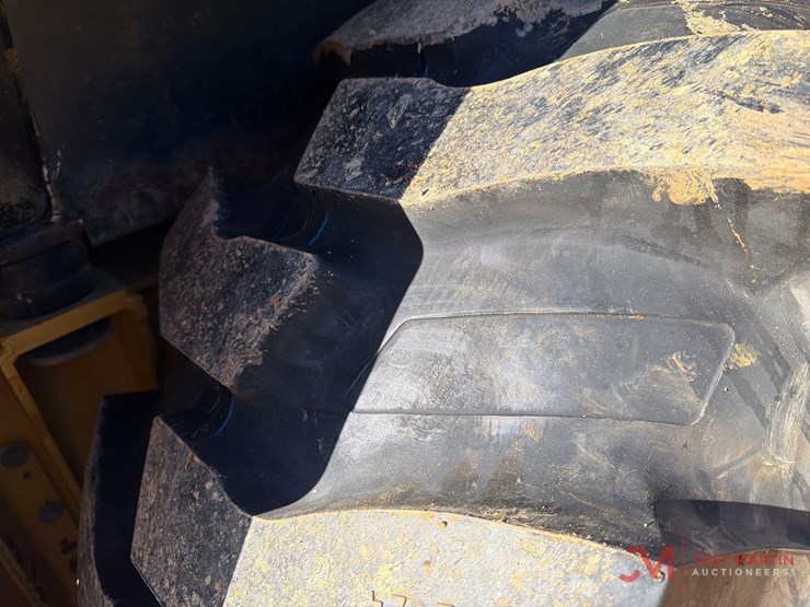 1999-deere-410e-image-10