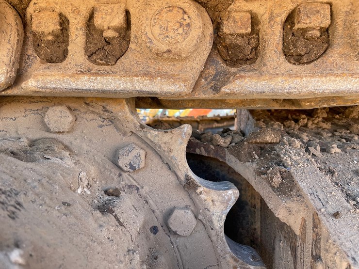 caterpillar-324e-image-33