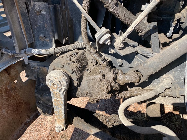 1993-international-8100-image-35