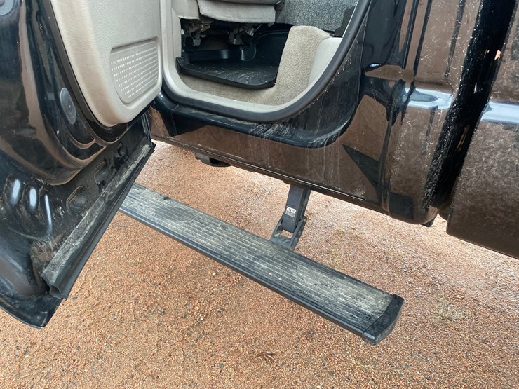 2005-dodge-2500-image-33