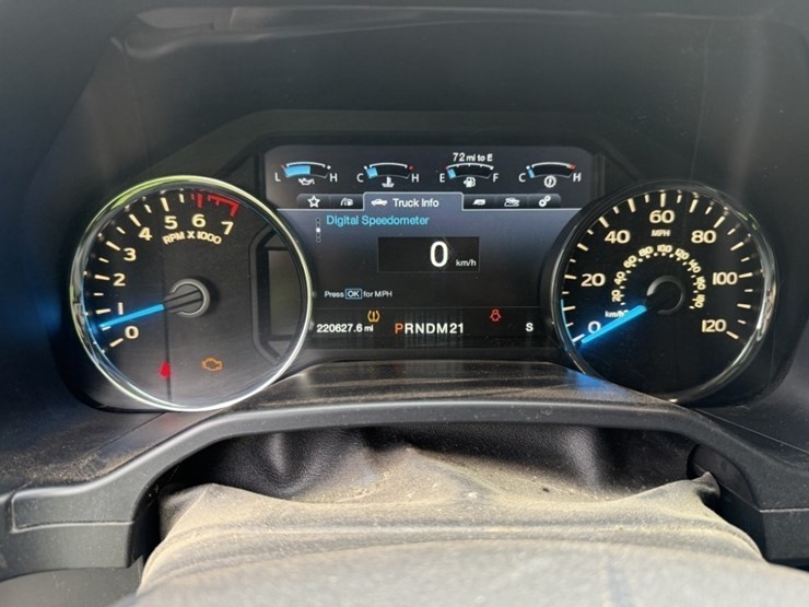 2015-ford-f150-image-36