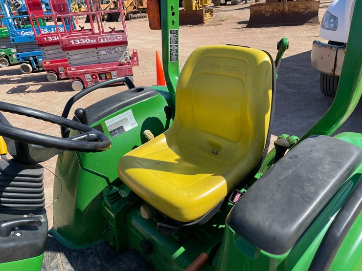 john-deere-4200-image-15