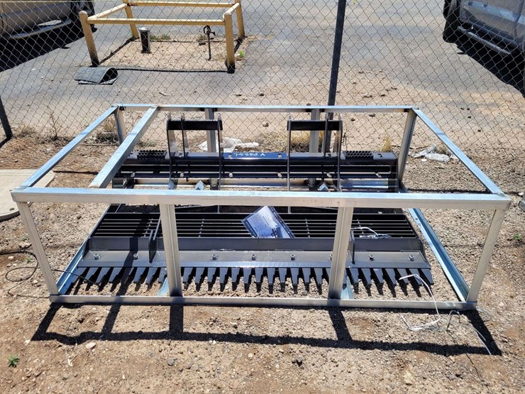 wolverine-skid-steer-land-leveler-image-1