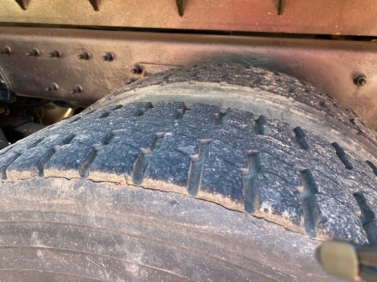 2004-international-7400-image-21