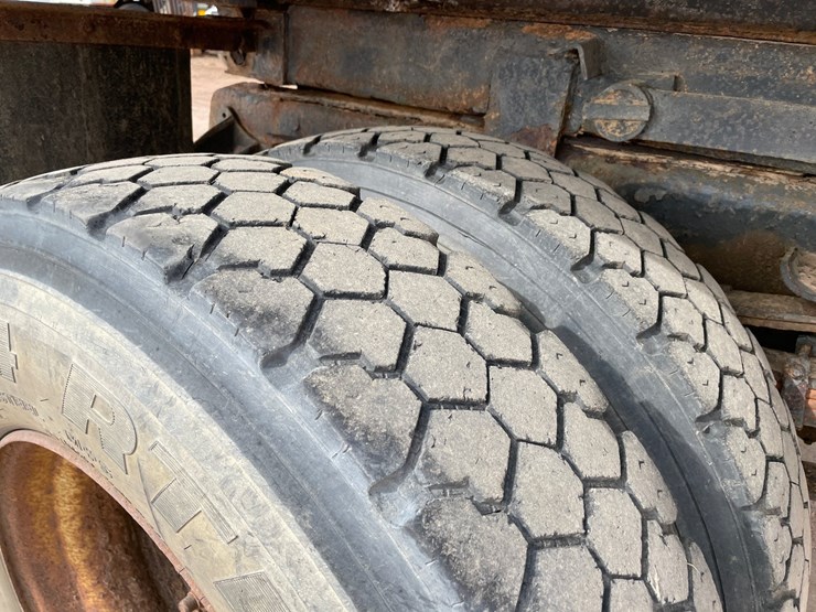 1995-international-2554-image-33