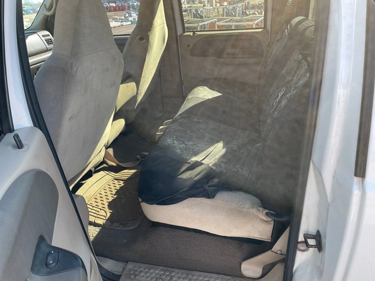 2001-ford-f250-image-28