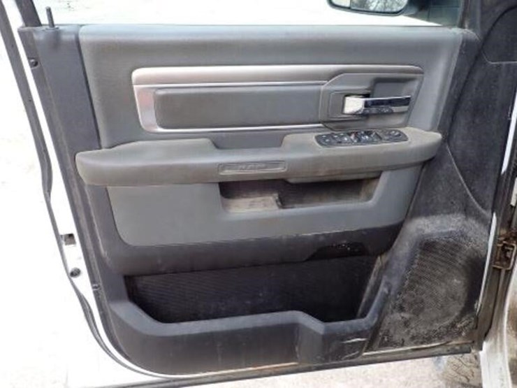 2018-ram-2500-hd-image-15