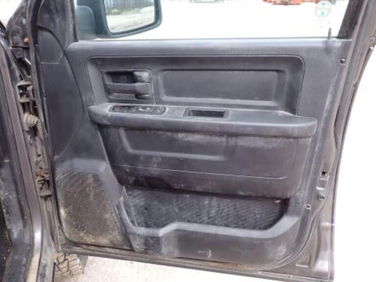 2014-ram-2500-hd-image-41