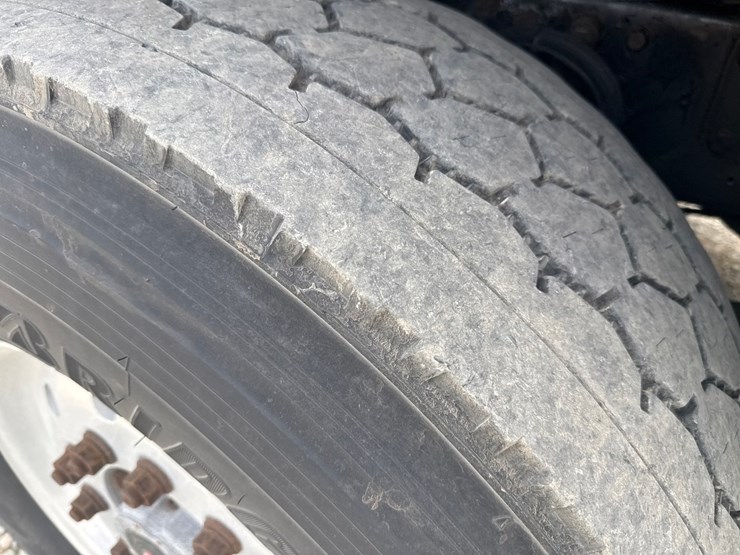 2007-mack-cl733-image-76