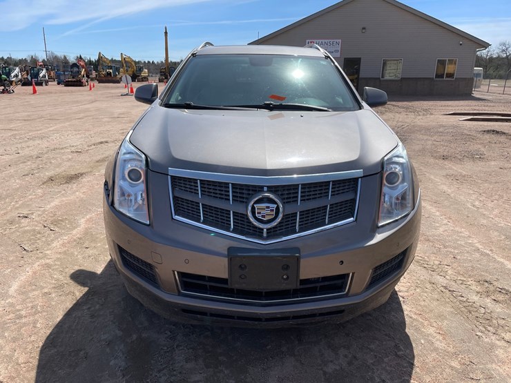 2011-cadillac-srx-image-8