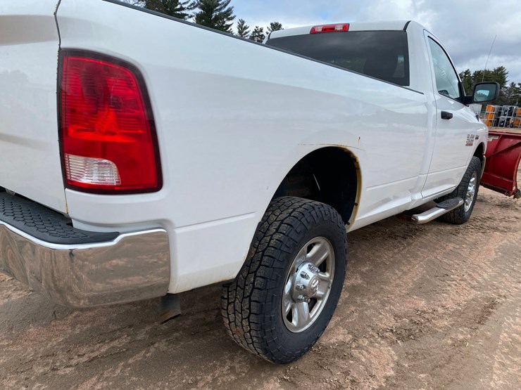 2017-dodge-ram-2500-image-29