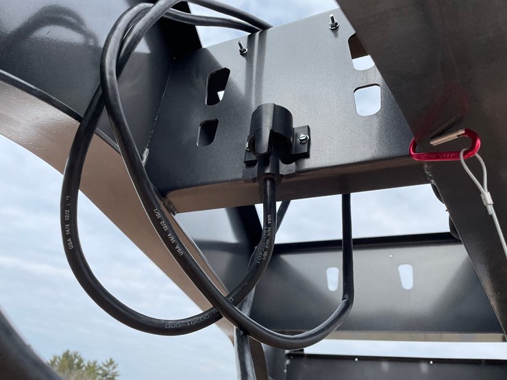 2025-diamond-c-image-11