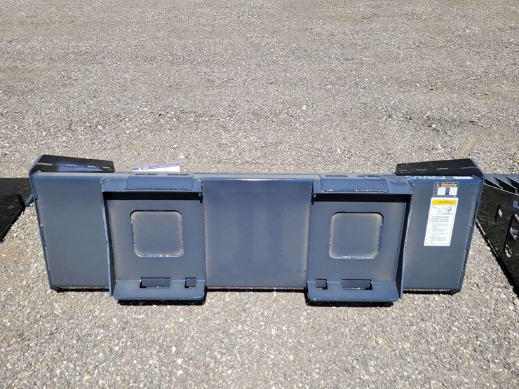 wolverine-track-duty-bucket-image-4