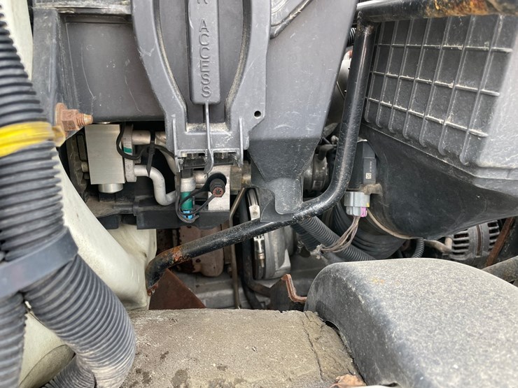 2012-international-durastar-4400-image-97