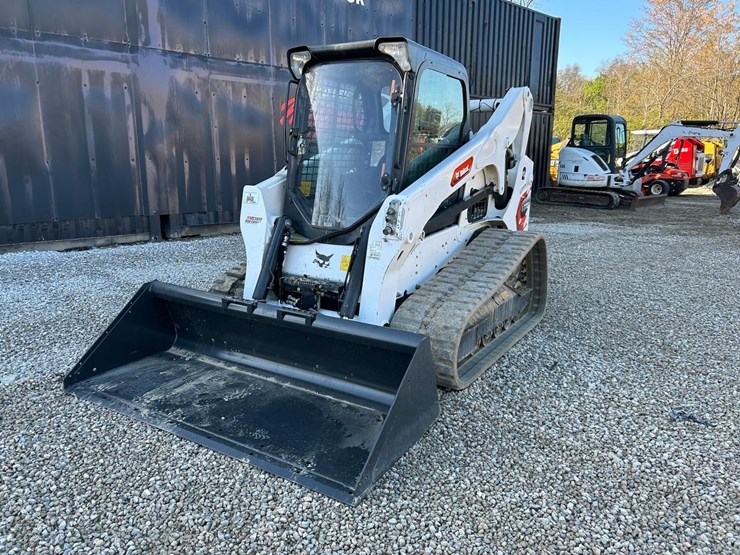 2023-bobcat-t770-image-8