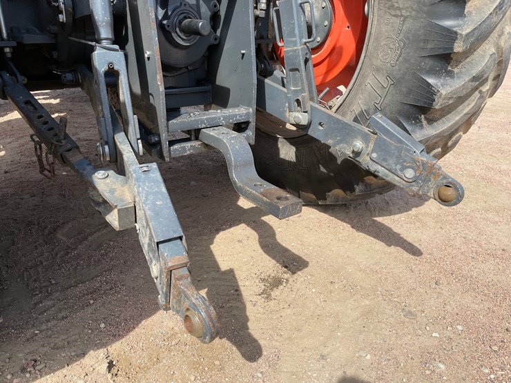 2014-kubota-m135gx-image-14