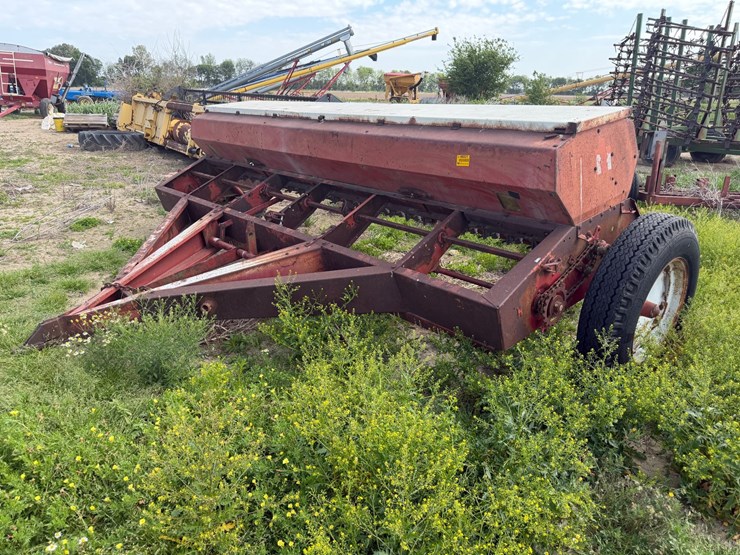 international-12-image-1