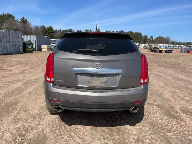 2011-cadillac-srx-image-4