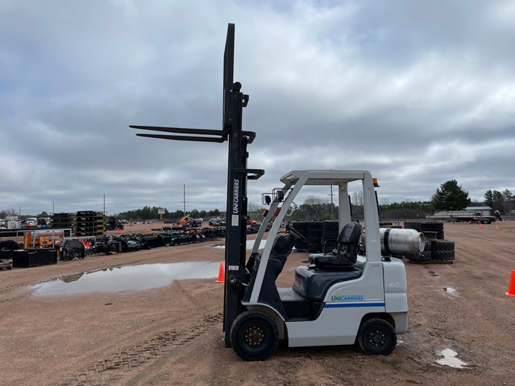 #1165-•-unicarriers-3,450-lbs-lp-forklift-image-30