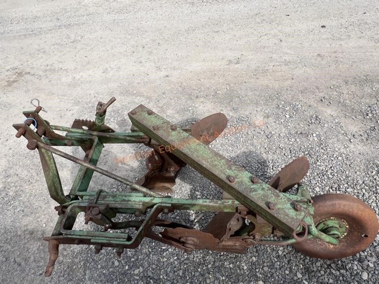 john-deere-2-image-3