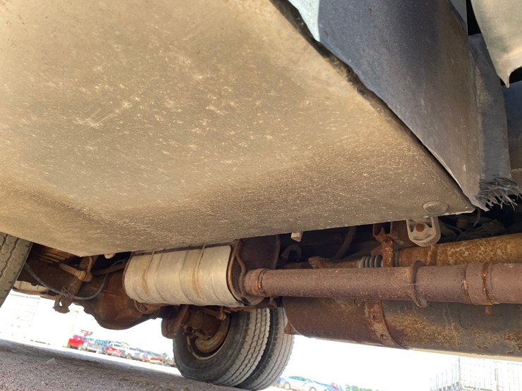 2009-ford-f350-xl-image-17