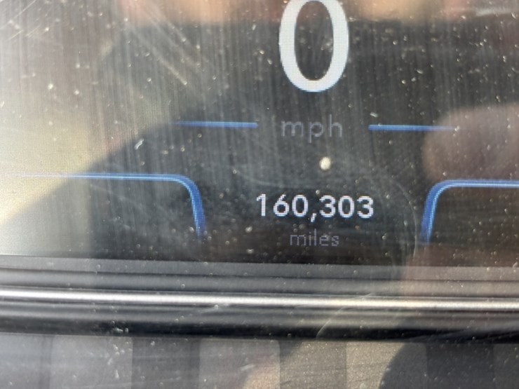 2023-international-hx520-image-37