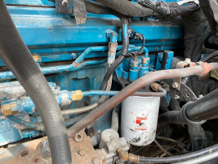 2003-international-7400-image-54