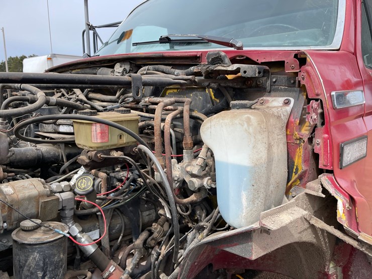 1995-ford-f700-image-50