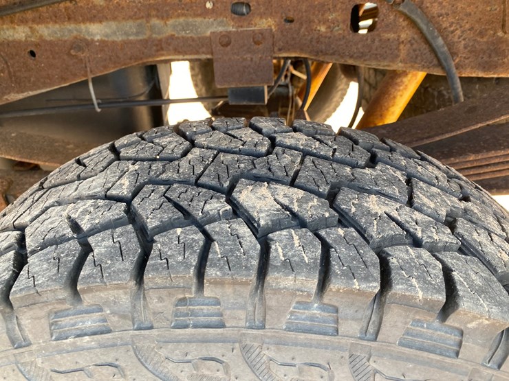 2001-ford-f350-xlt-image-37