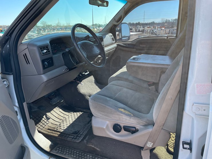 2001-ford-f250-image-29