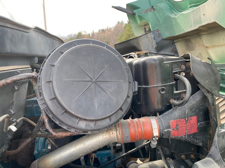 2003-international-7400-image-57