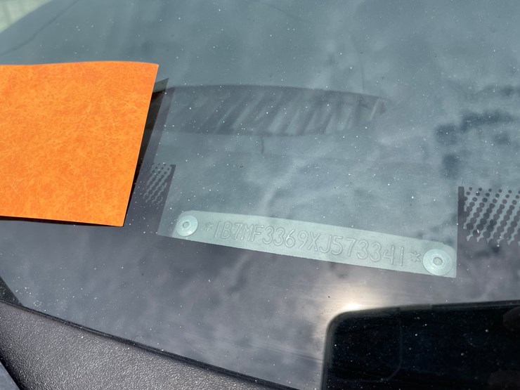 1999-dodge-ram-3500-image-52