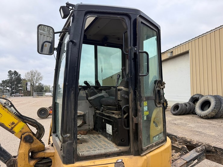 caterpillar-304e2-cr-image-32