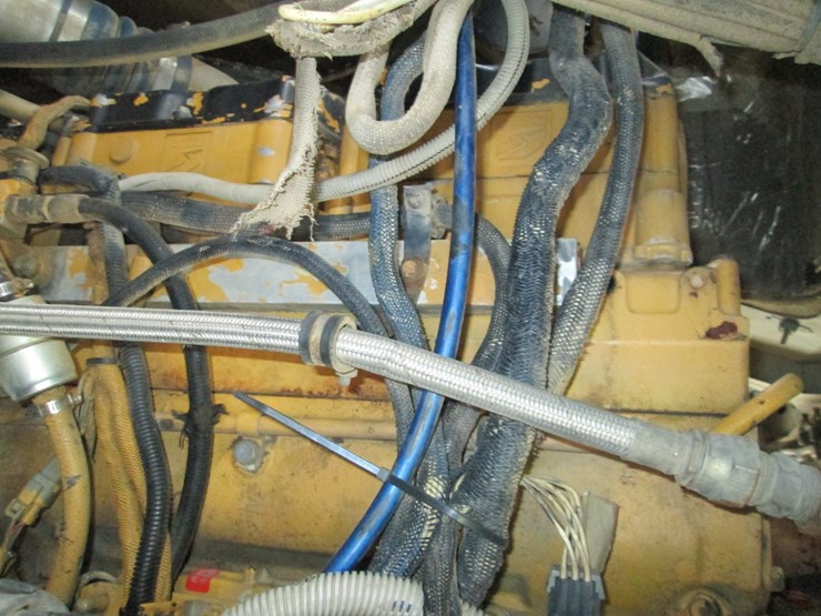 1999-caterpillar-c12-image-25