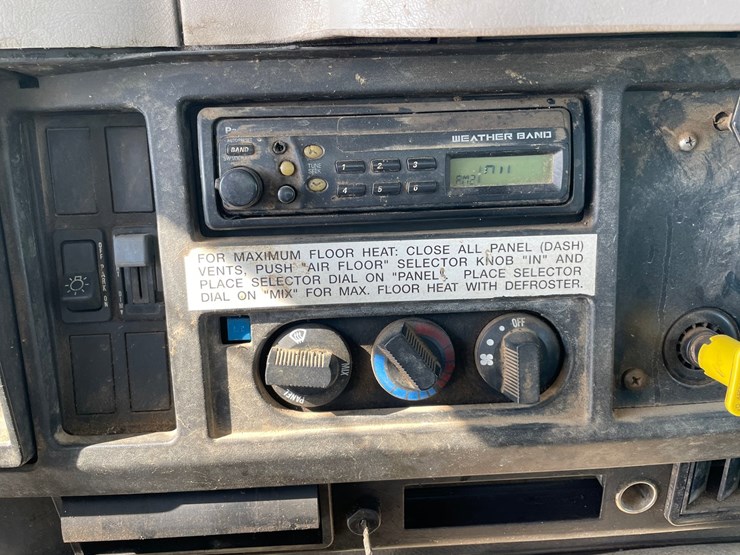 1999-international-4900-image-34