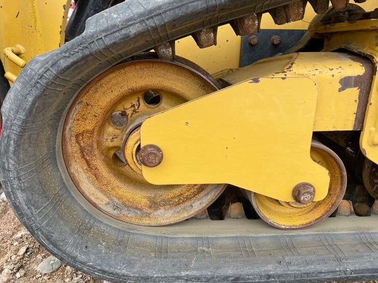 2019-caterpillar-299d2-xhp-image-17