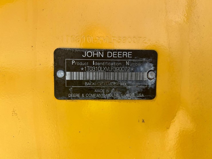 2020-deere-310l-image-31