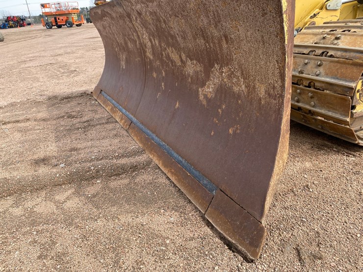 2016-caterpillar-d5k2-lgp-image-14