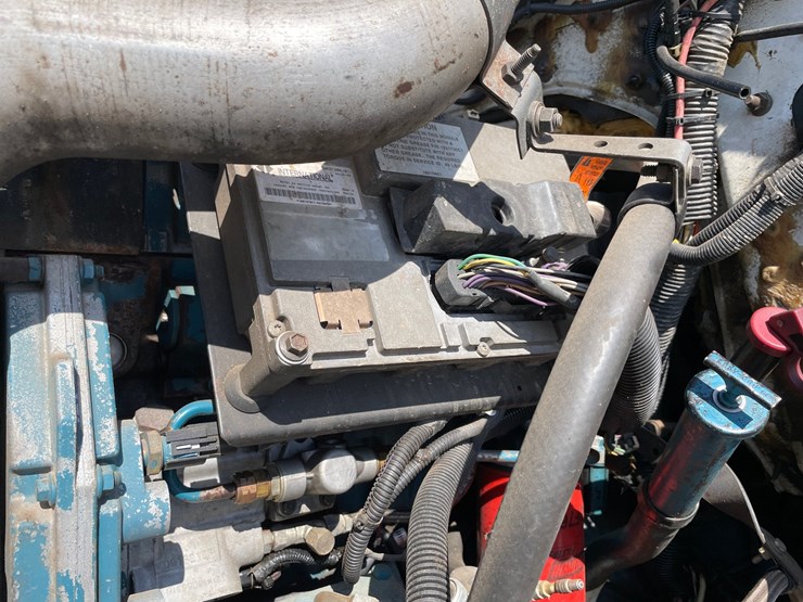 2000-international-4700-image-50