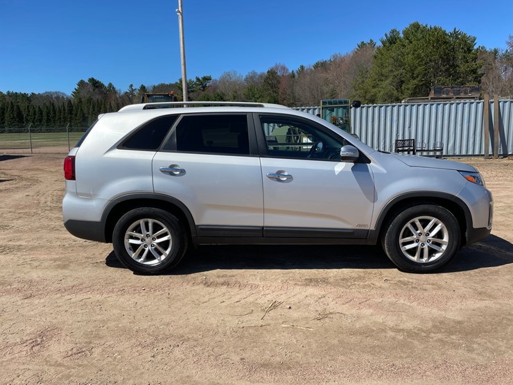 2015-kia-sorento-image-4