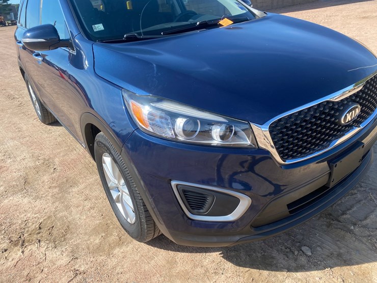 2016-kia-sorento-image-9